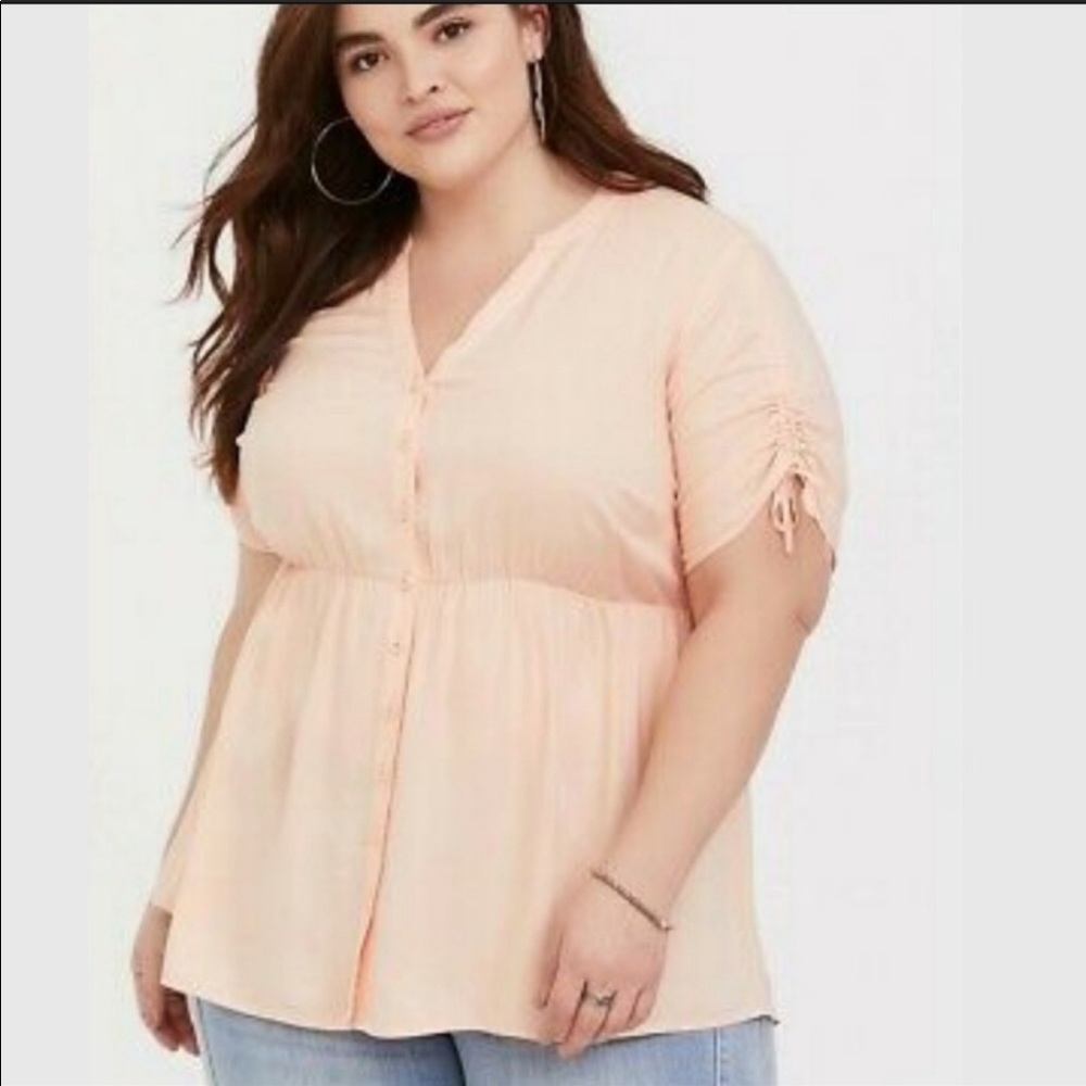 Torrid Peach Ruched Sleeve Button Babydoll Top - 0